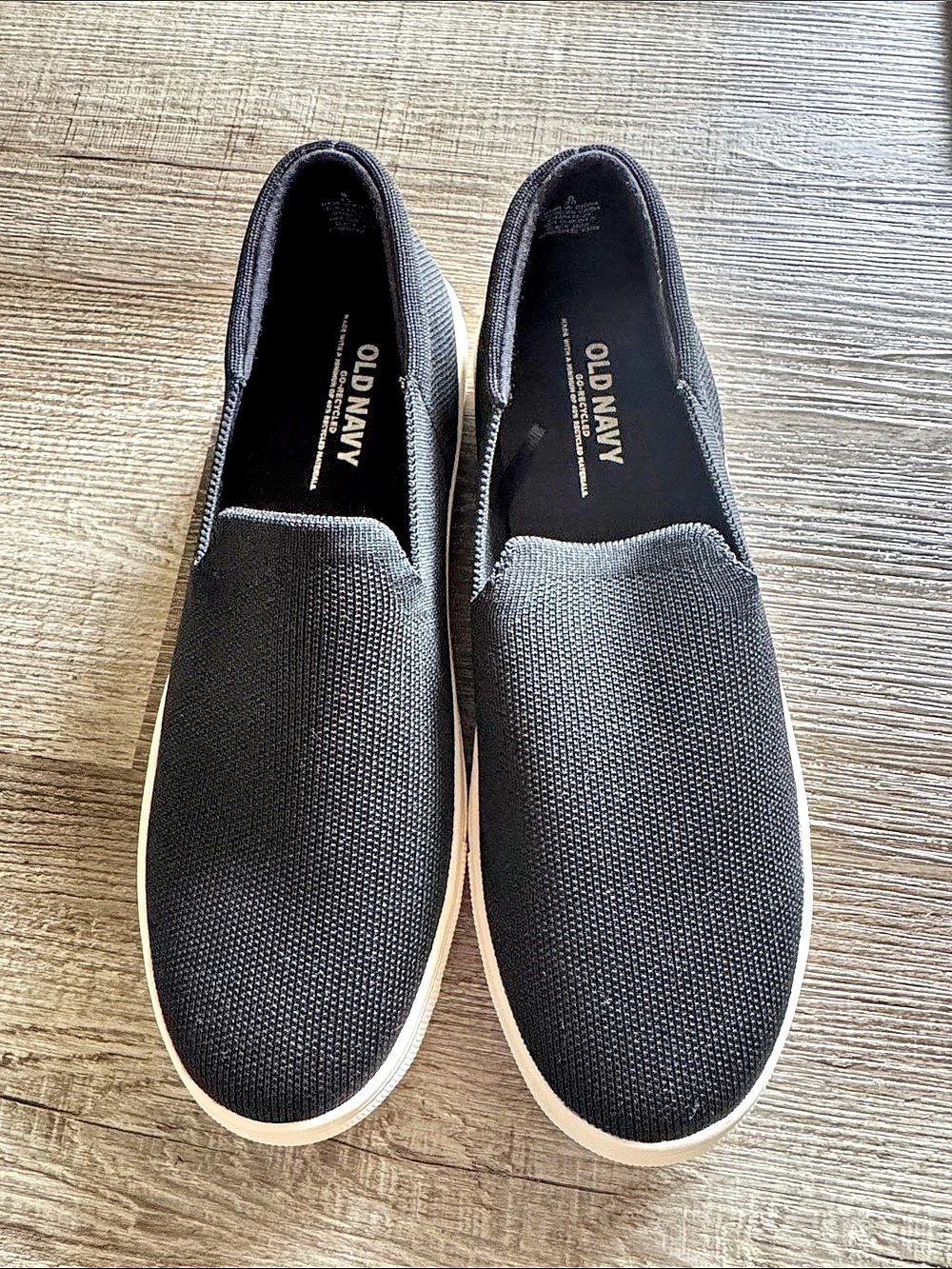 Old Navy Slip-On Sneakers Black & White US 8